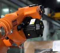 KUKA�쿨�Cе�־S���ŷ�늙C��Ҋ�Ĺ���