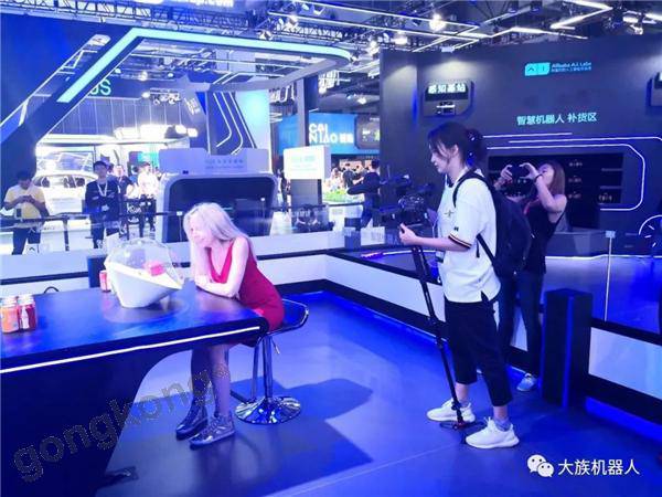 �۽��������족|����C��������2018�Ɨ����