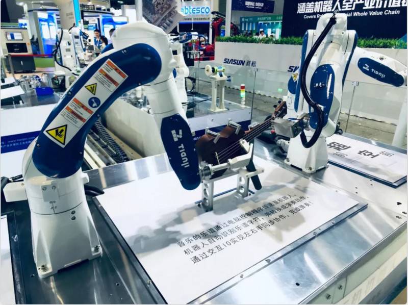 �C�����ИI��Ů�����L�����I�C�����Ј��y���У��������M�Y�����ڣ�