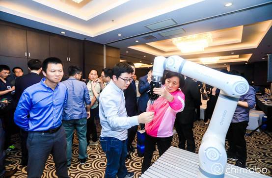 �������ܿƼ��l�����f���C����