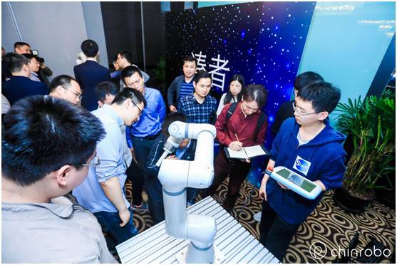 �������ܿƼ��l�����f���C����