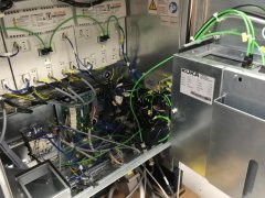 kuka�쿨�C����C4���ƹ�󾯾S��